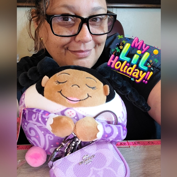 Designer and Luxury Items!! - Picture 9 of 12